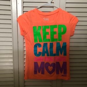 Girl’s “Keep Calm and Hug Your Mom” Shirt